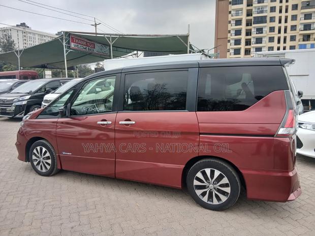 Nissan Serena 2018 Maroon