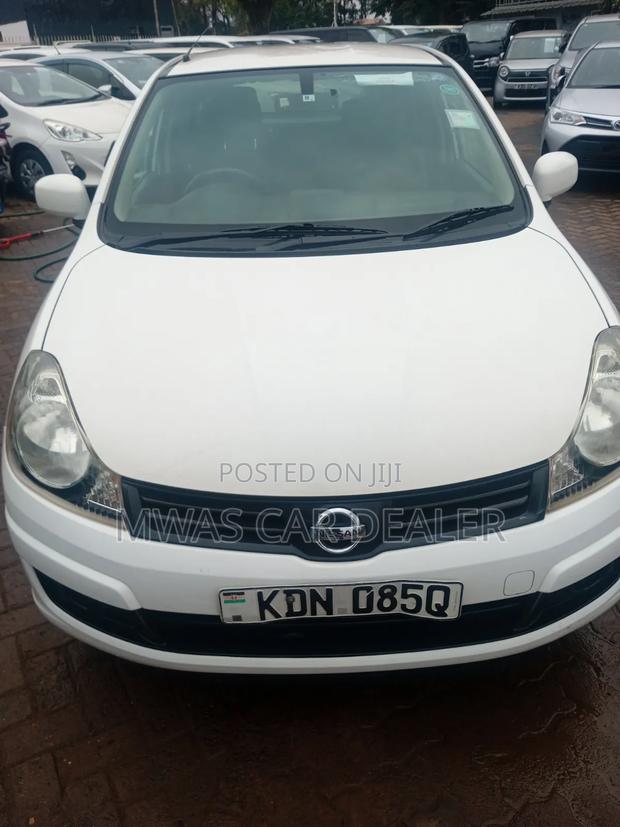 Nissan Advan 2016 White