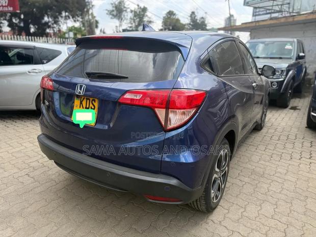 Honda HR-V 4dr SUV (1.5L 4cyl CVT) 2016 Blue