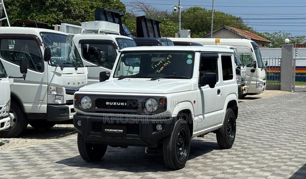 Suzuki Jimny 2019 White