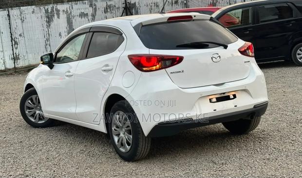 Mazda 2 2020 Pearl
