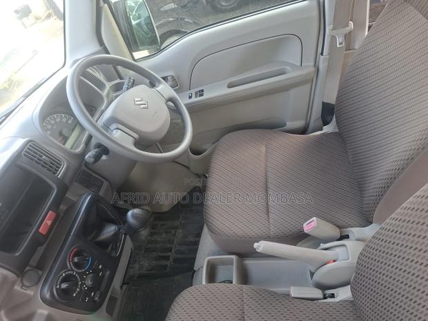 Suzuki Every Wagon 2019 White