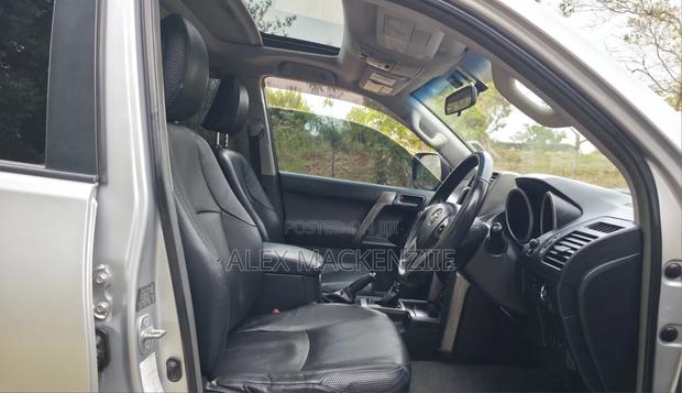Toyota Land Cruiser Prado 2012 Silver
