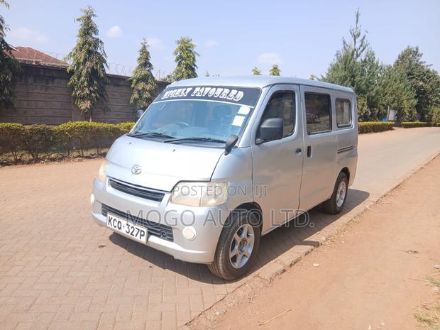 Toyota TownAce 2011 Silver