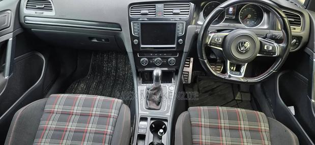 Volkswagen Golf 2015 White
