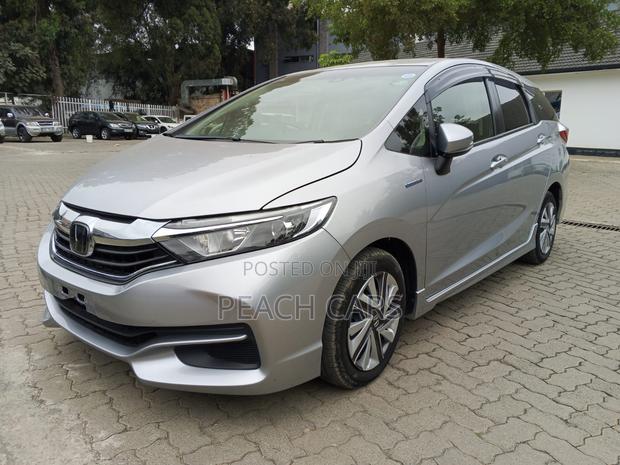 Honda Shuttle 2019 Silver