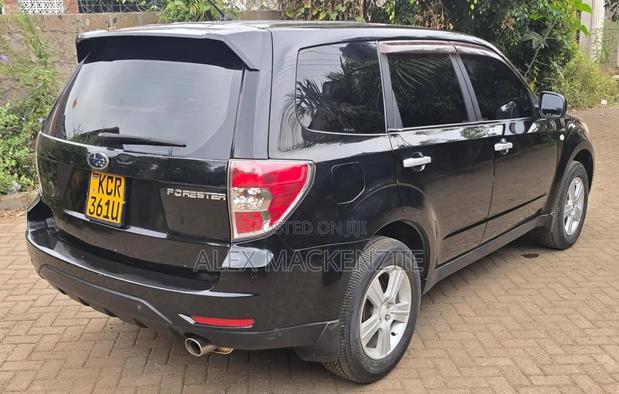 Subaru Forester 2012 Black
