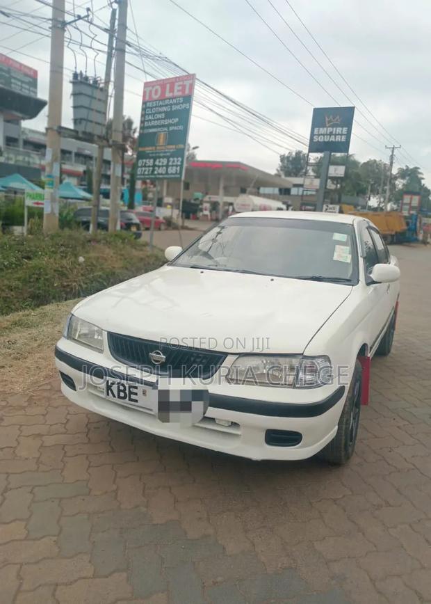 Nissan FB15 2004 White