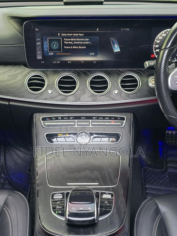 Mercedes-Benz E250 2018 Blue