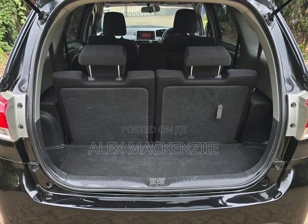 Toyota Wish 2011 Black