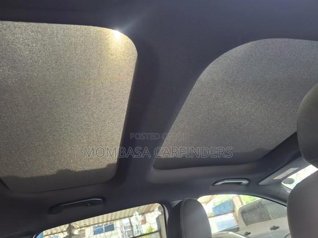 Mercedes-Benz B-Class 2019 White