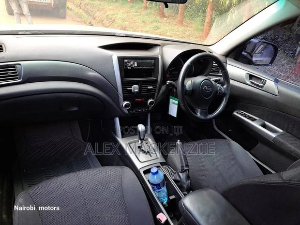 Subaru Forester 2010 Silver