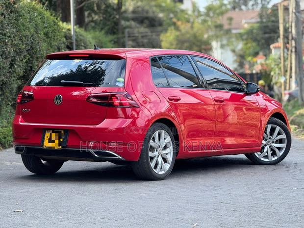 Volkswagen Golf 2019 Red