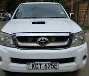 Toyota Hilux 2012 White for sale