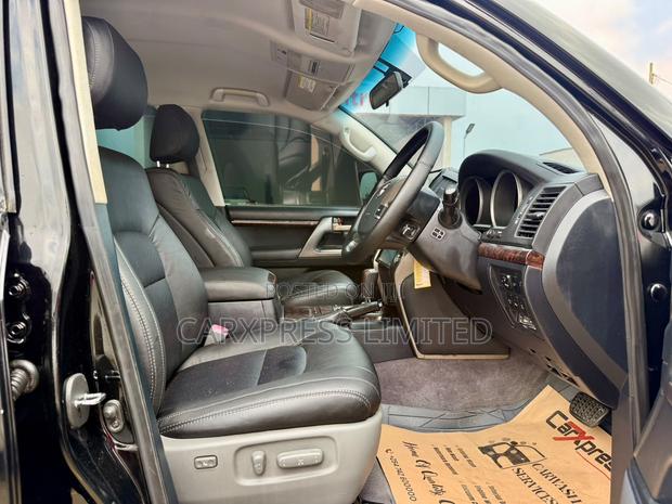 Toyota Land Cruiser 2008 Black