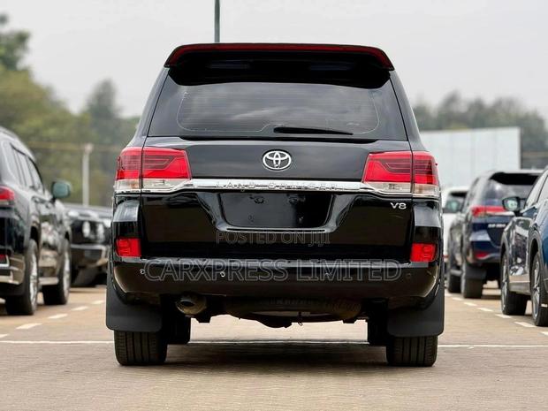 Toyota Land Cruiser 2008 Black