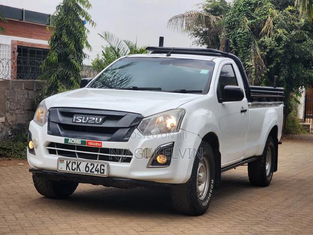 Isuzu D-MAX 2017 Pearl