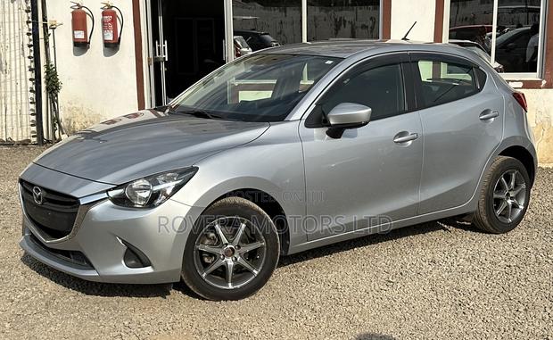 Mazda Demio 2019 Silver
