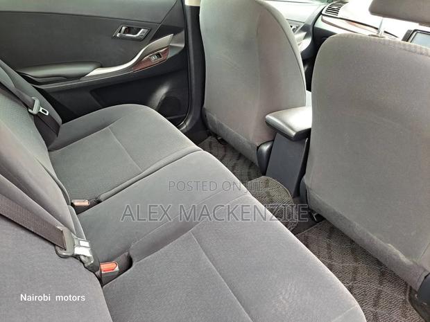 Toyota Allion 2016 Silver