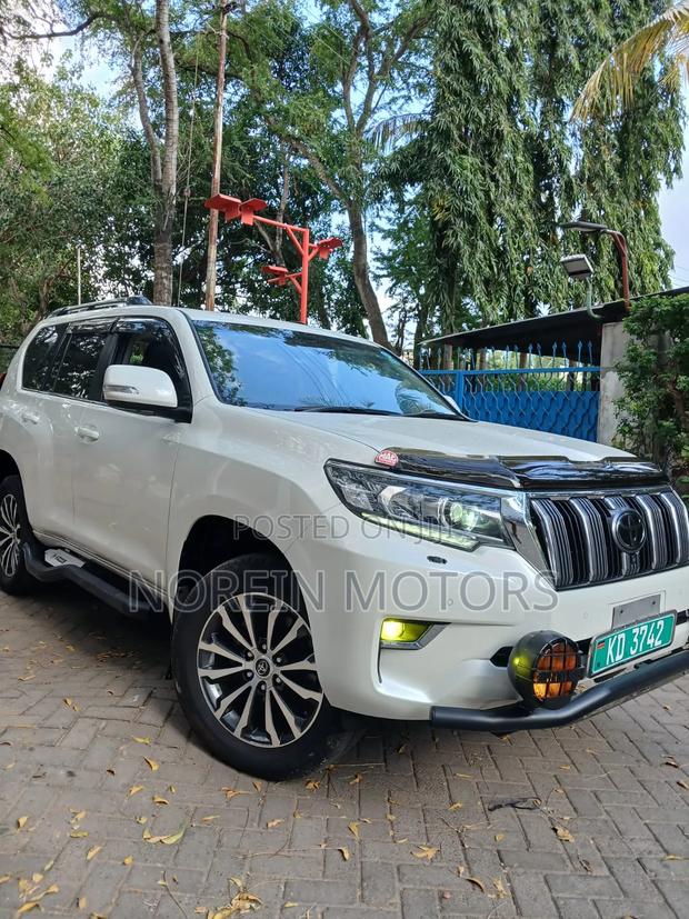 Toyota Land Cruiser Prado 2020 Beige
