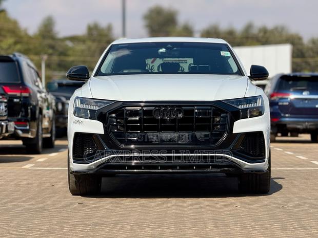 Audi Q8 55 Premium AWD quattro 2020 White