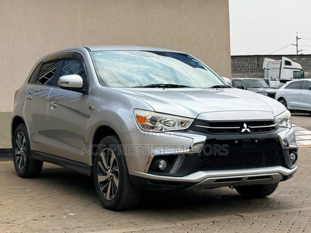 Mitsubishi RVR 2019 Silver