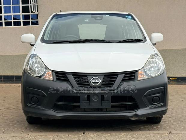 Nissan Advan 2018 White