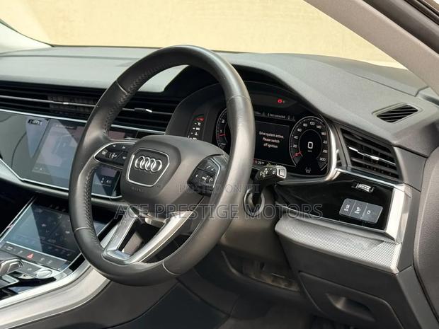 Audi Q8 3.0T Premium AWD quattro 2019 White