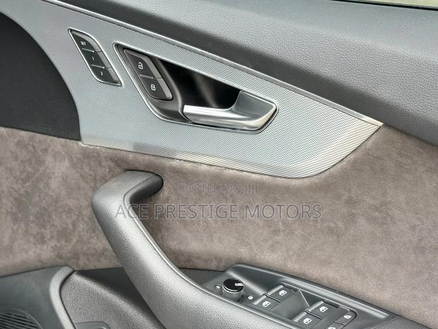 Audi Q8 3.0T Premium AWD quattro 2019 White
