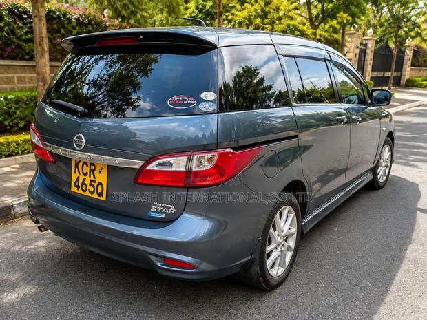 Nissan Lafesta 2011 Blue