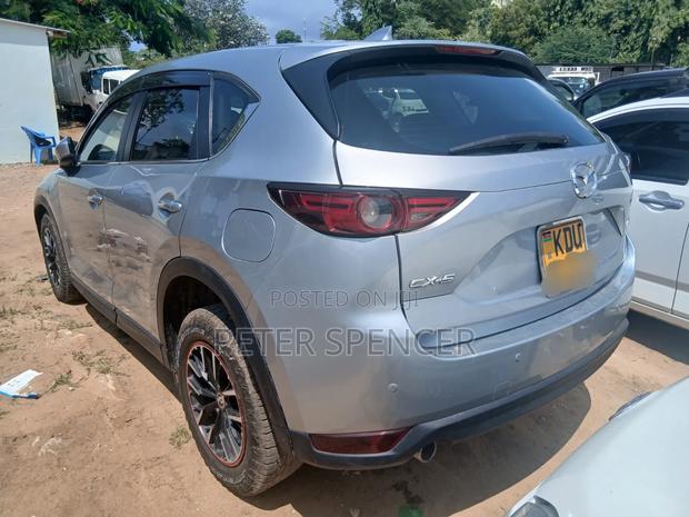 Mazda CX-5 2018 Silver