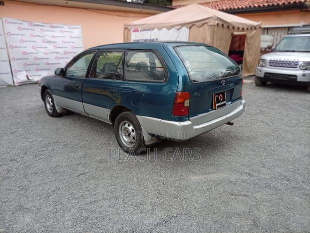 Toyota Corolla 1996 Blue