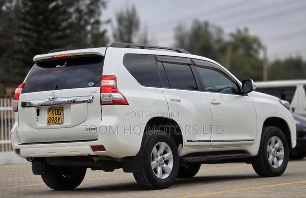 Toyota Land Cruiser Prado 2016 White
