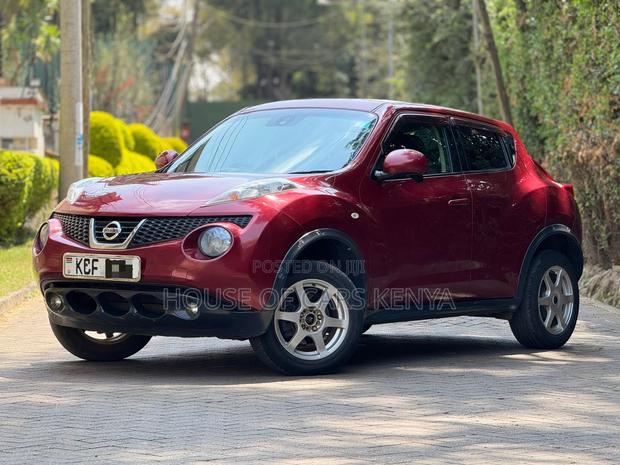 Nissan Juke 2011 Red