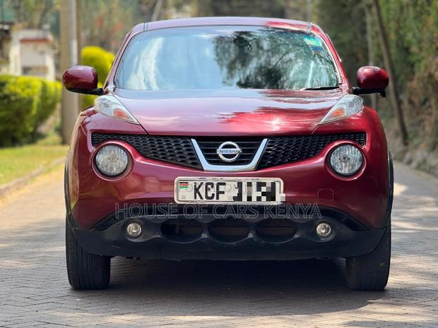 Nissan Juke 2011 Red