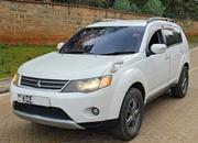 Mitsubishi Outlander 2009 White for sale