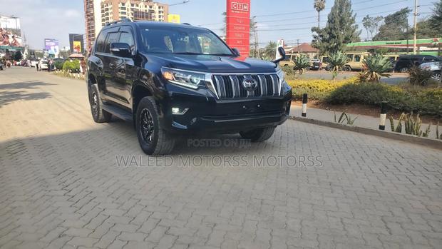 Toyota Land Cruiser 2021 Black