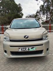 Toyota Noah 2012 Gold for sale