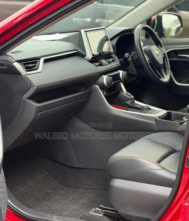 Toyota RAV4 Adventure AWD 2020 Red