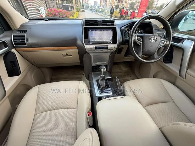 Toyota Land Cruiser Prado 2.7 2020 White