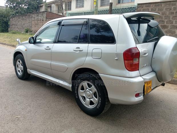 Toyota RAV4 2001 Silver