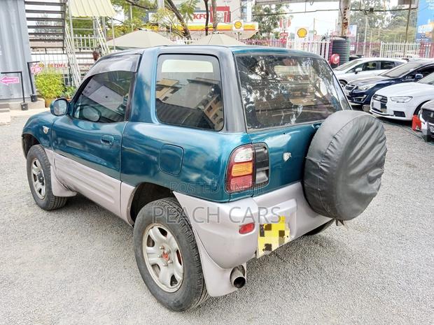 Toyota RAV4 Cabriolet 1998 Blue