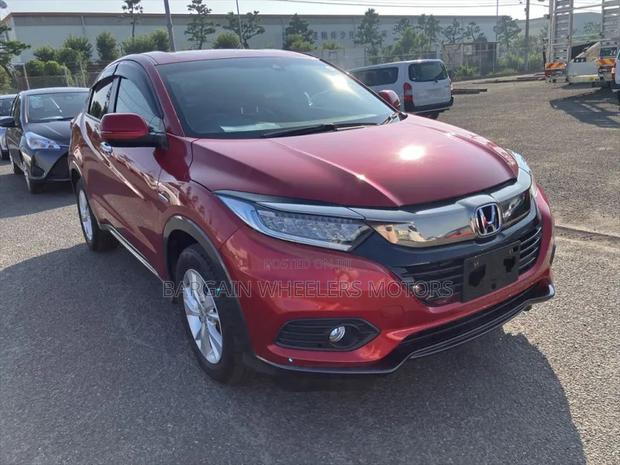 Honda Vezel 2020 Red