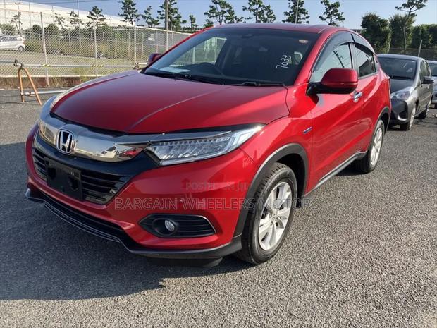 Honda Vezel 2020 Red
