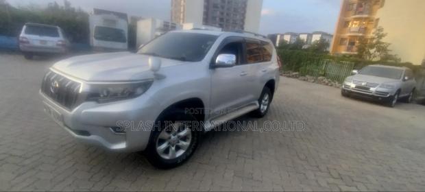 Toyota Land Cruiser Prado 2012 Silver
