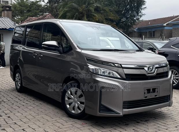 Toyota Voxy X 2WD 8-Seater 2019 Brown