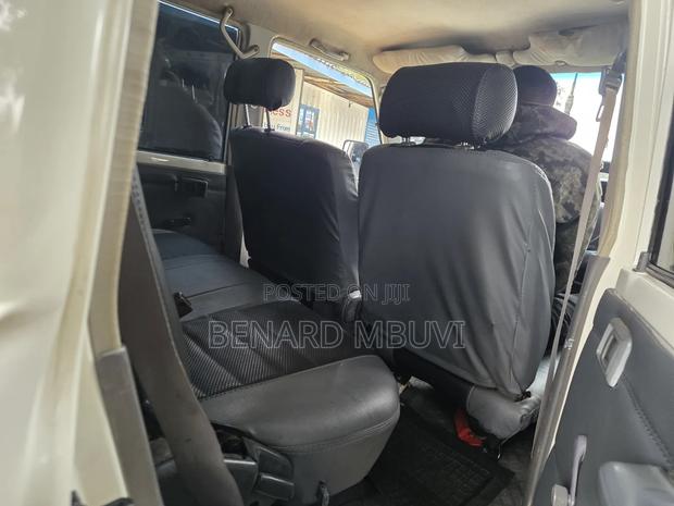 Toyota Land Cruiser 2010 White