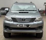 Toyota Fortuner 2.5 D AWD 2014 Silver for sale