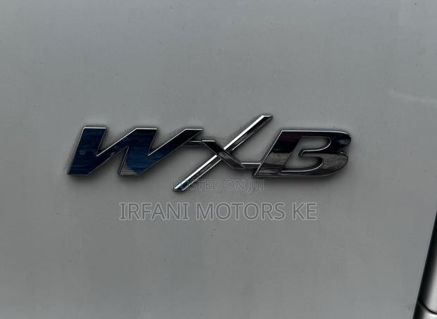 Toyota Noah 2.0 FWD (8 Seater) 2019 White