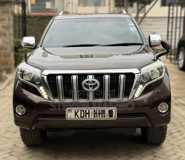 Toyota Land Cruiser Prado 2.8 2017 Brown